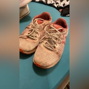 Under Armour Tennis Shoes